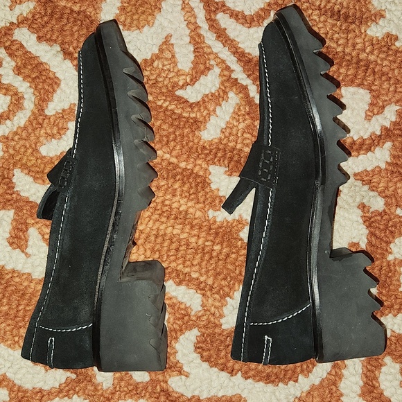 Aquatalia suede loafer with heel size 9 - Picture 6 of 16